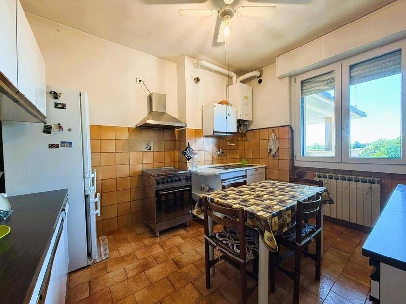 Trilocale via Piemonte 11, Centro, Bernareggio — foto 27 di 29