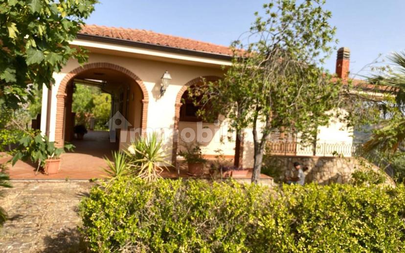 Villa unifamiliare Contrada Vinzeria, Castelbuono — foto 3 di 13