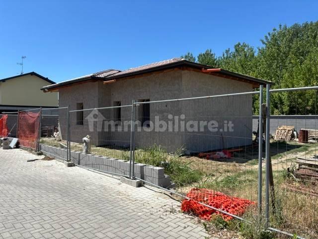 Villa unifamiliare via Roma, Centro, Gambolò — foto 2 di 15