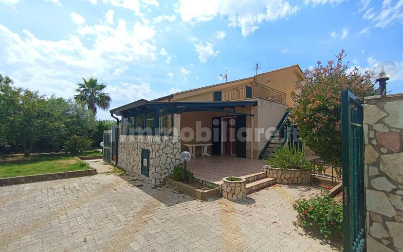 Villa bifamiliare viale San Francesco 37, Campofelice di Roccella — foto 16 di 31
