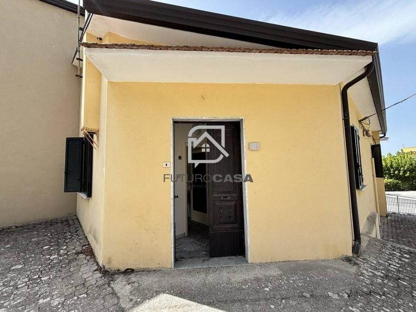 Terratetto unifamiliare via Porta Sant'Anna 136, Zungoli — foto 19 di 21