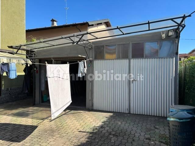 Villa bifamiliare Strada Longorio 3, Corso Genova, Esselunga, Vigevano — foto 11 di 24