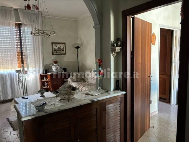 Villa bifamiliare Strada Longorio 3, Corso Genova, Esselunga, Vigevano — foto 16 di 24