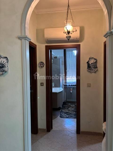 Villa bifamiliare Strada Longorio 3, Corso Genova, Esselunga, Vigevano — foto 4 di 24