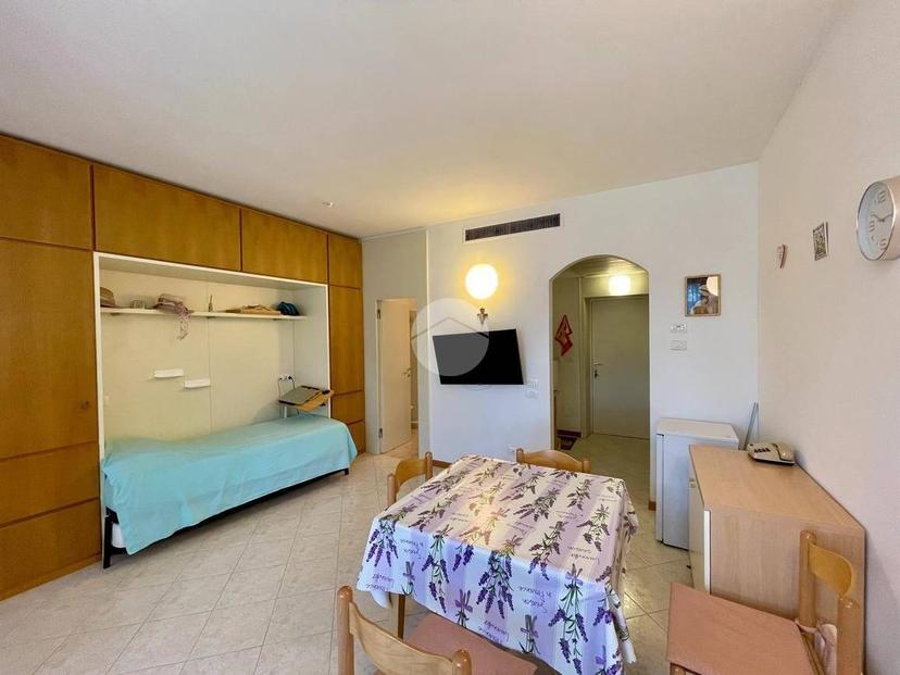 Monolocale via Guglielmo Marconi 22, Garda — foto 2 di 28