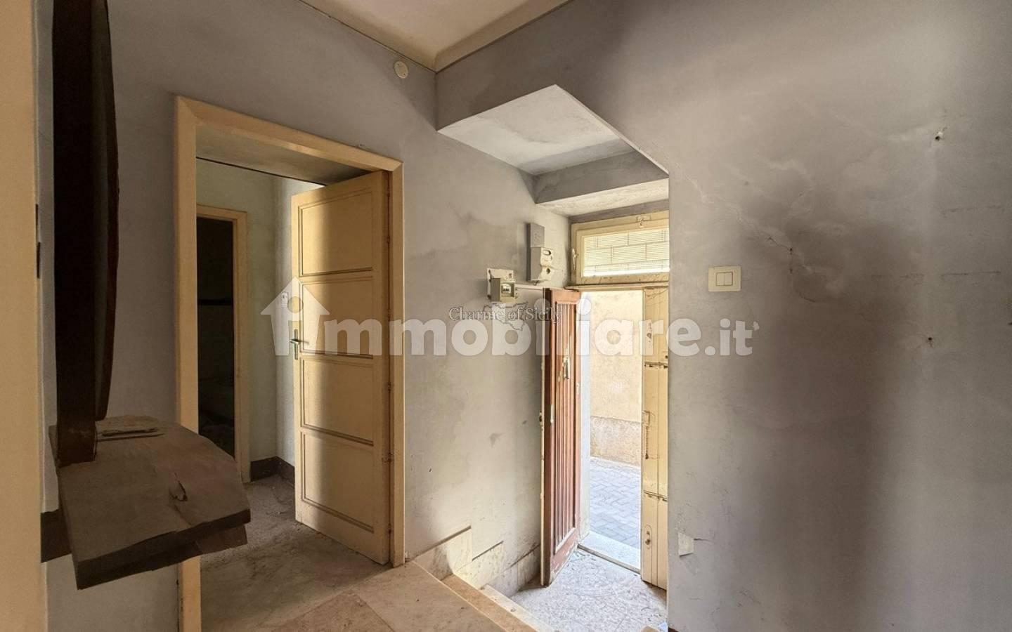 Terratetto unifamiliare via Correri, Modica Bassa, Modica