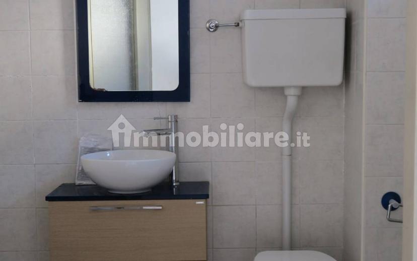 Bilocale via Francesco Simonetta 25, Intra, Verbania — foto 4 di 7