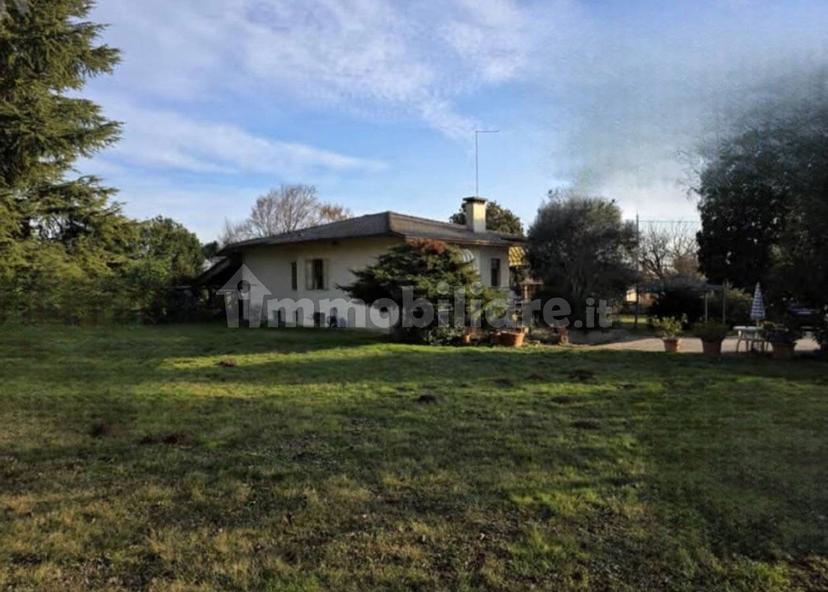 Villa unifamiliare via dei Gastaldoni 5, Centro, Volpago del Montello — foto 17 di 26