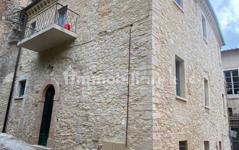 Quadrilocale via Giuseppe Garibaldi, Centro, Amelia — foto 17 di 38