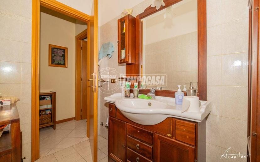Villa a schiera via Grandi 2/3, Centro, Albinea — foto 8 di 48