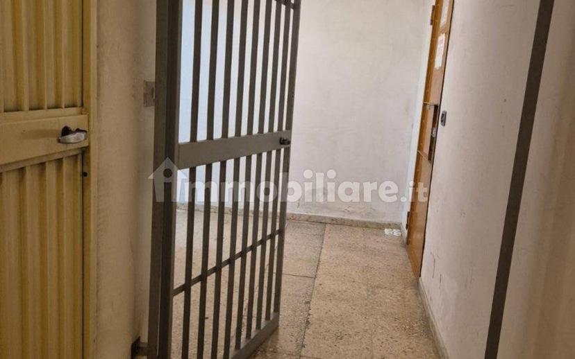 Quadrilocale via Teatro la Fenice 12, Statte — foto 2 di 70