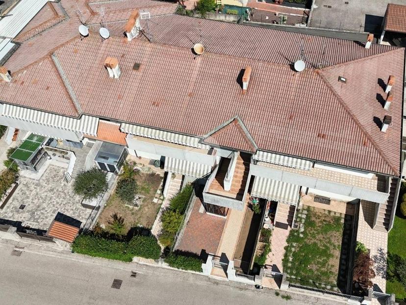 Bilocale via Giosue Carducci 33, Centro, San Bonifacio — foto 10 di 30