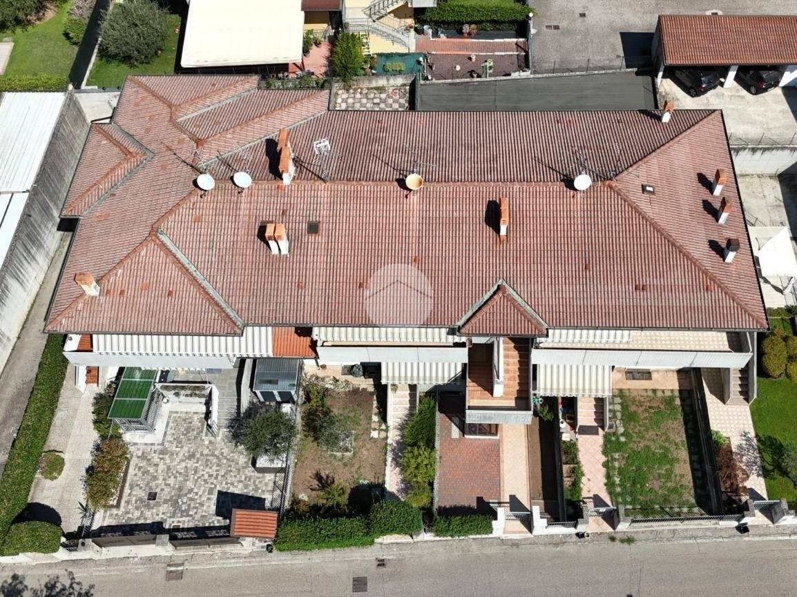 Bilocale via Giosue Carducci 33, Centro, San Bonifacio