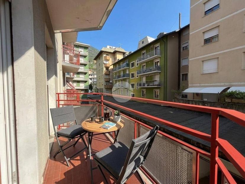 Trilocale via Francesco Buzzi 5, Centro, Sondrio — foto 15 di 24