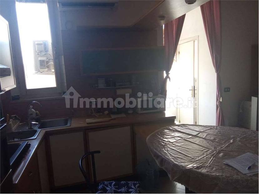 Trilocale via Montagnola, 52, Palombare, Ancona