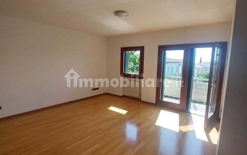 Attico buono stato, 206 m², Centro, Thiene — foto 3 di 11