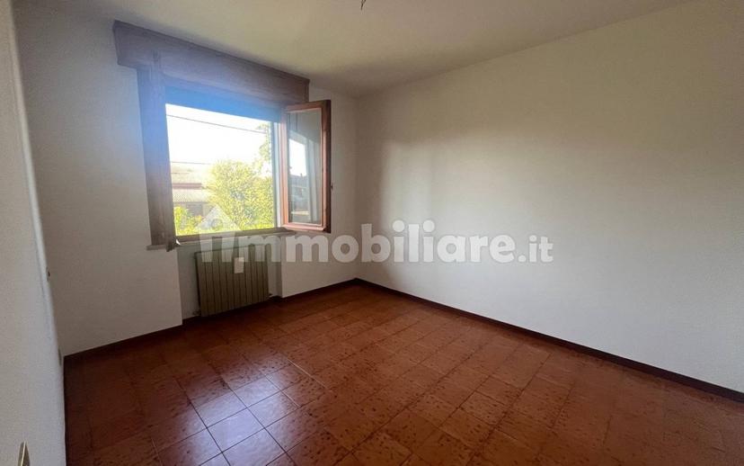 Trilocale via Camillo Benso di Cavour 2/C, Centro, Suzzara — foto 3 di 11