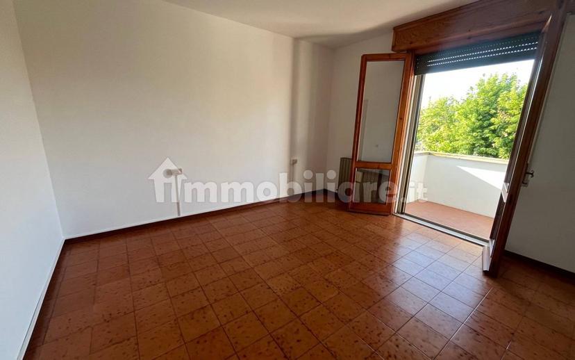 Trilocale via Camillo Benso di Cavour 2/C, Centro, Suzzara — foto 4 di 11