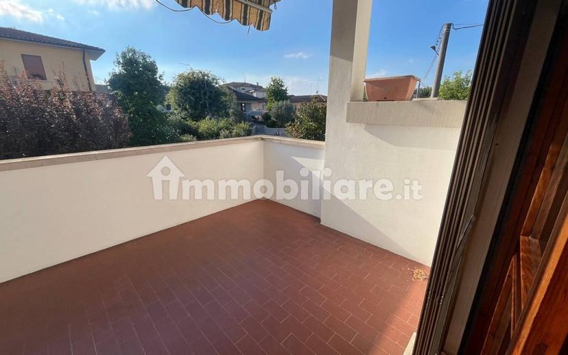 Trilocale via Camillo Benso di Cavour 2/C, Centro, Suzzara — foto 6 di 11