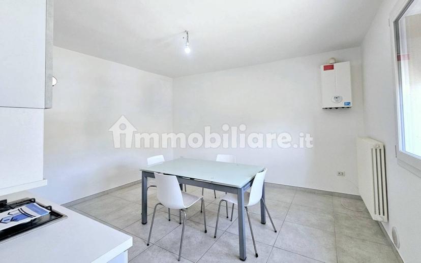 Bilocale via Roma, Centro, Villa Estense — foto 10 di 14