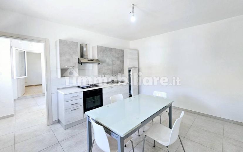 Bilocale via Roma, Centro, Villa Estense