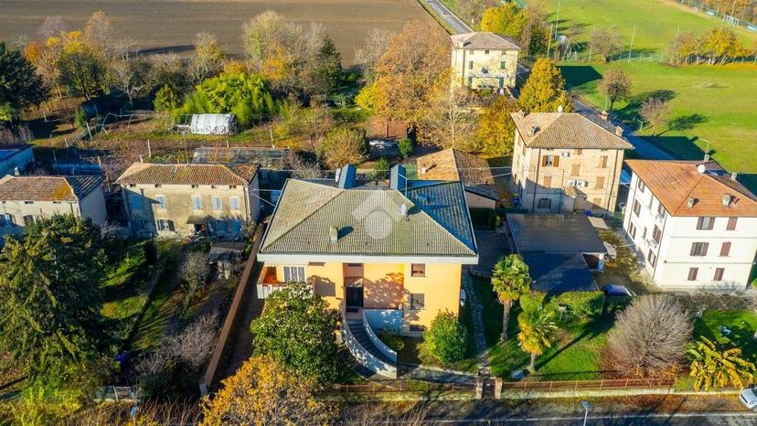 Villa bifamiliare Strada Naviglia 50, San Prospero, Parma — foto 4 di 31