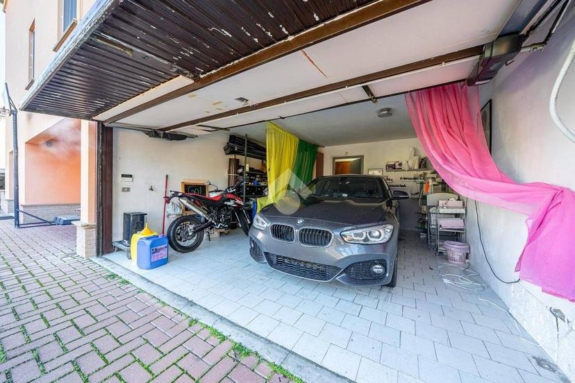 Villa bifamiliare Strada Naviglia 50, San Prospero, Parma — foto 13 di 31
