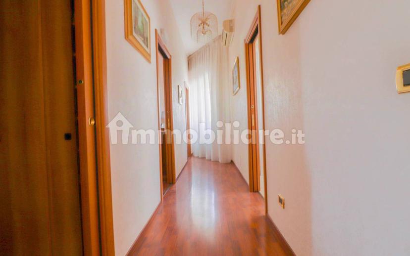 Appartamento via G. Gifuni, Centro, Lucera — foto 8 di 14