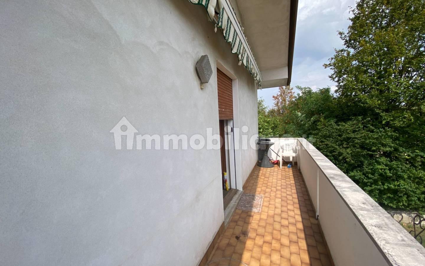 Villa a schiera via Resel 16, Godega, Godega di Sant'Urbano