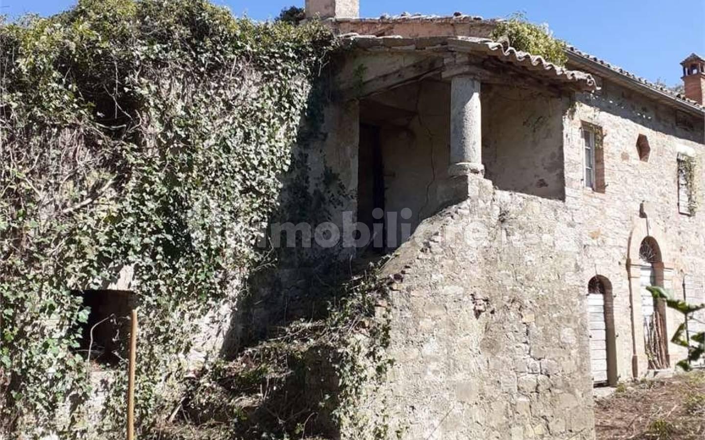 Rustico Loc. Case Nuove, Baschi