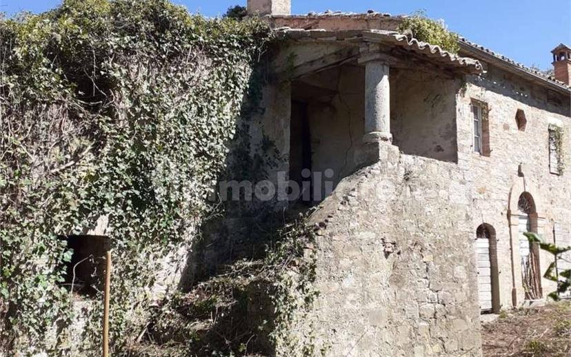 Rustico Loc. Case Nuove, Baschi