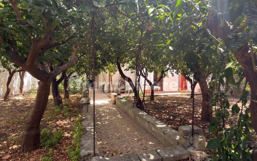 Villa bifamiliare via Giuseppe Garibaldi, Arnesano — foto 15 di 45