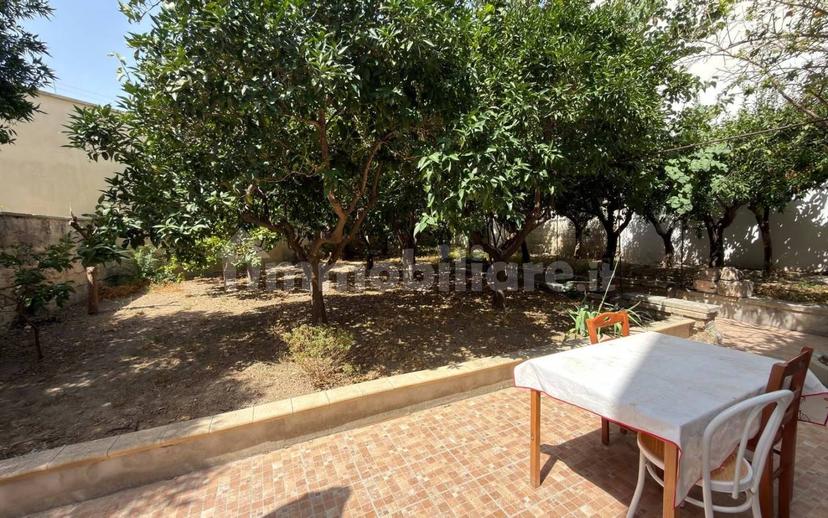 Villa bifamiliare via Giuseppe Garibaldi, Arnesano — foto 34 di 45