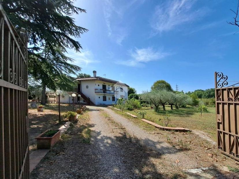 Villa unifamiliare via Vignanello 20, Fabrica di Roma — foto 10 di 21