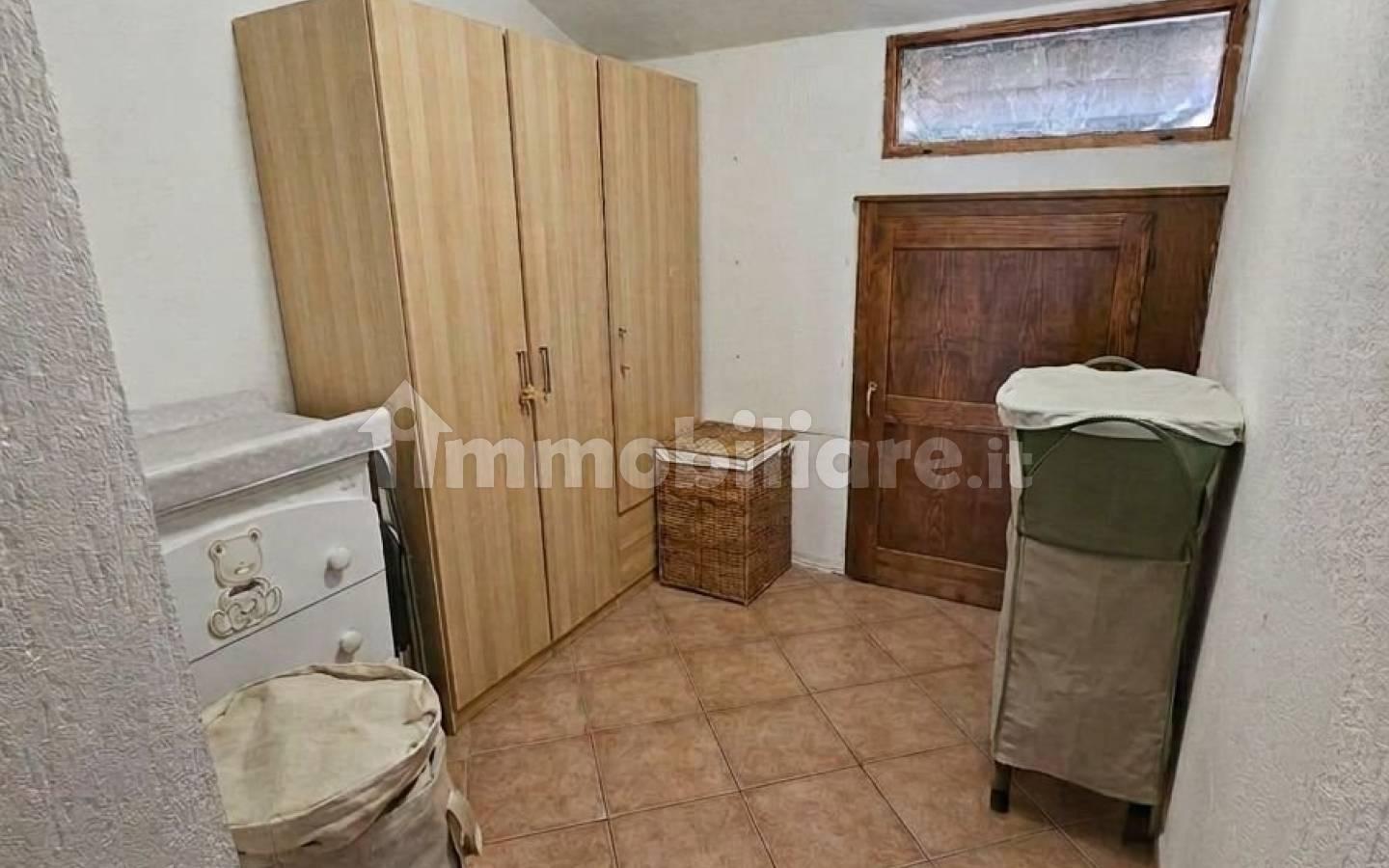 Villa plurifamiliare frazione Closè 9, Centro, Arnad