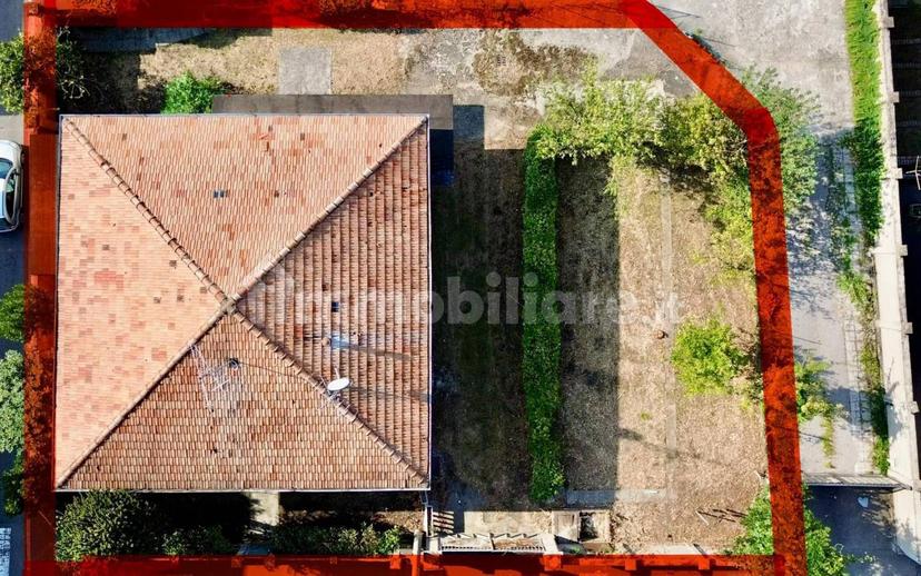 Villa unifamiliare via Bergamo 39, Saronno — foto 27 di 29