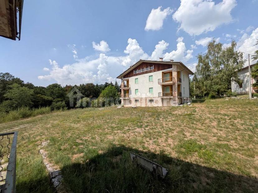 Trilocale Villaggio al Sole, Valdiporro, Bosco Chiesanuova — foto 3 di 15