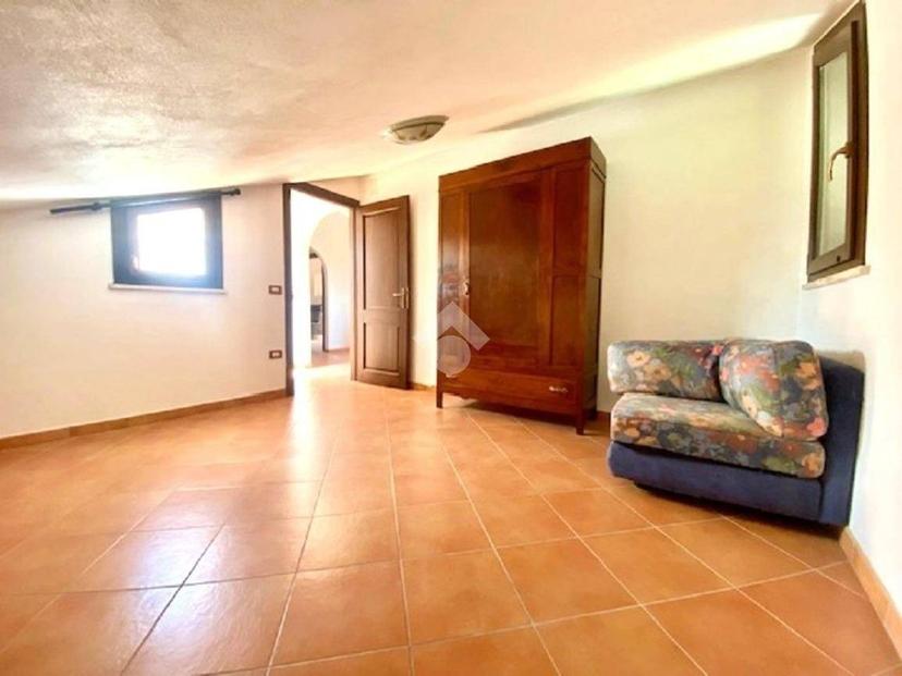 Trilocale buono stato, secondo piano, Olmedo — foto 7 di 17