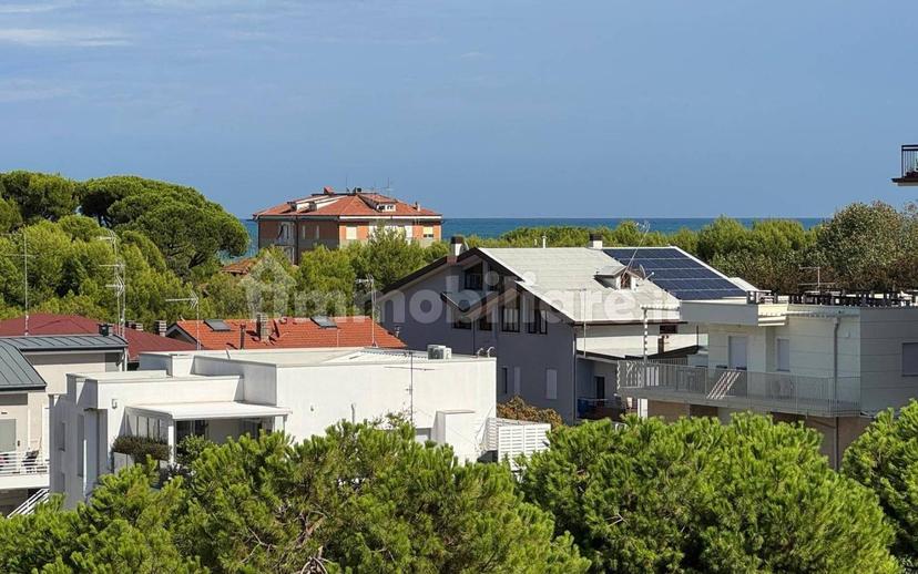 Trilocale via Genova, Porto San Giorgio — foto 10 di 28