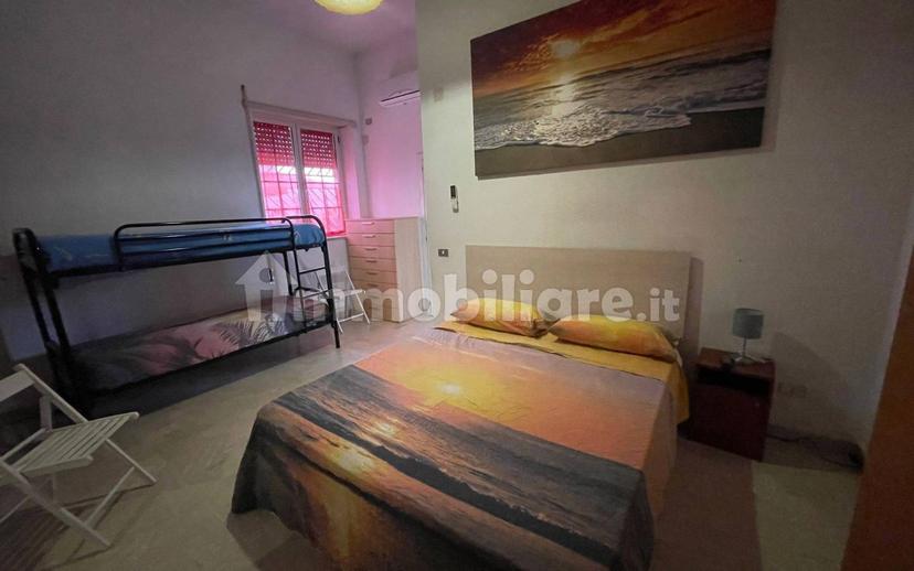 Bilocale viale Pietro Fedele 123, Centro, Minturno — foto 2 di 4