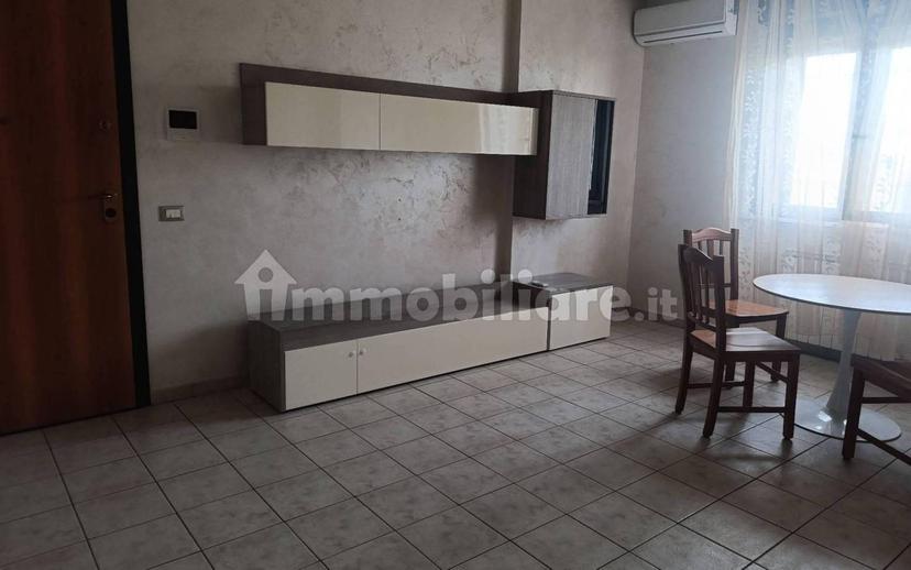 Bilocale viale degli Artigiani 20, Villaggio Artigiani - Via Manfredonia, Foggia