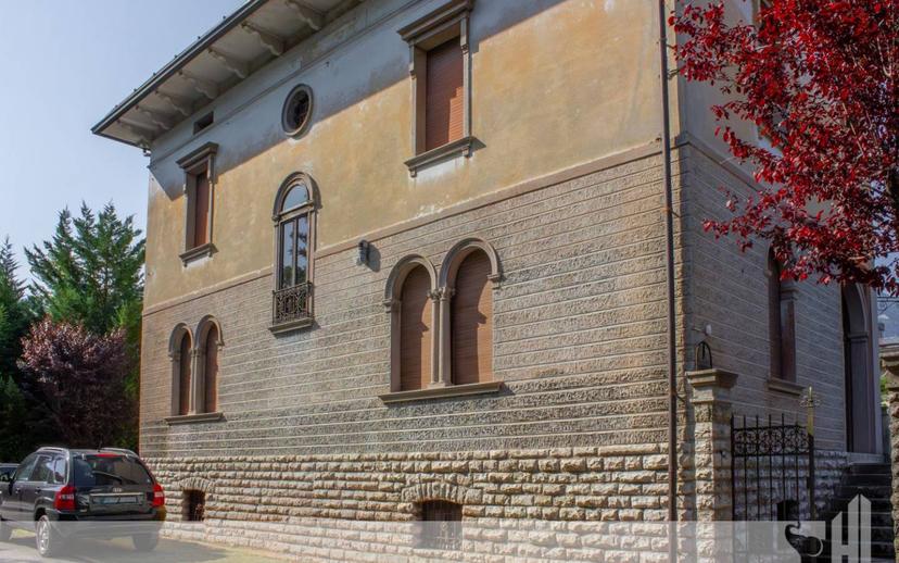Villa unifamiliare quartiere Regina Margherita, Centro, Feltre — foto 71 di 75