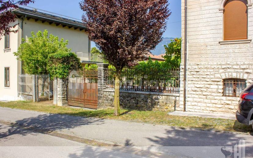 Villa unifamiliare quartiere Regina Margherita, Centro, Feltre — foto 36 di 75