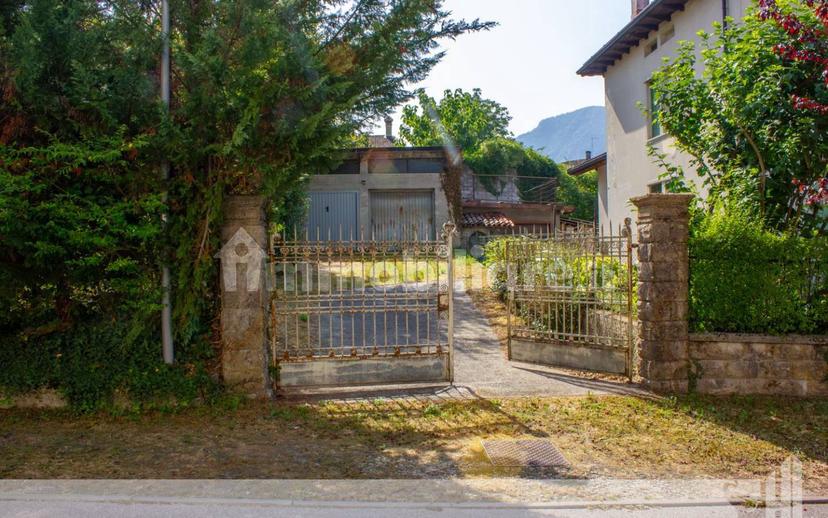 Villa unifamiliare quartiere Regina Margherita, Centro, Feltre — foto 52 di 75