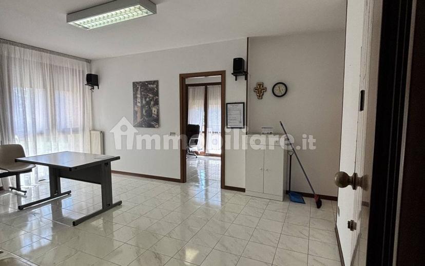 Trilocale via delle olimpiadi 21, Centro, Anguillara Veneta — foto 8 di 25