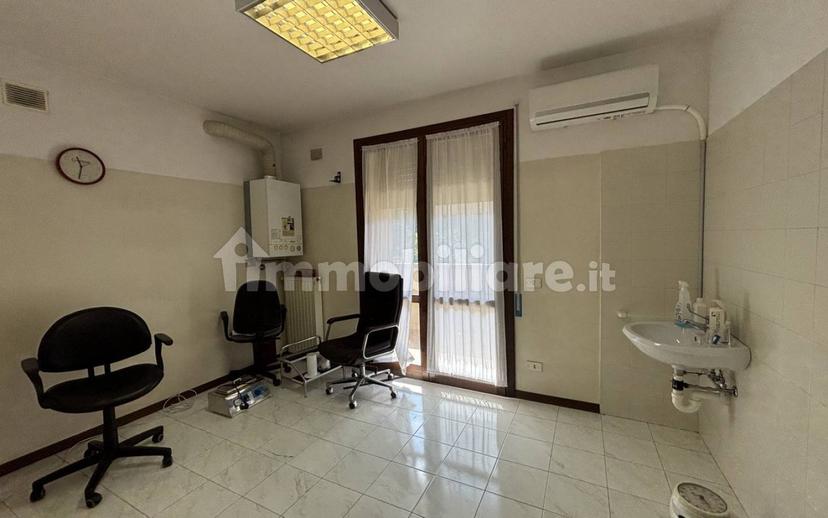 Trilocale via delle olimpiadi 21, Centro, Anguillara Veneta — foto 14 di 25