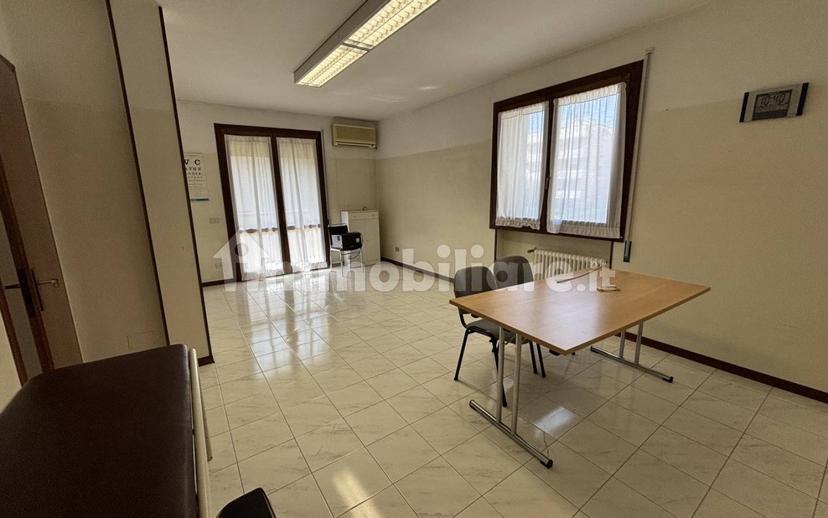 Trilocale via delle olimpiadi 21, Centro, Anguillara Veneta — foto 5 di 25