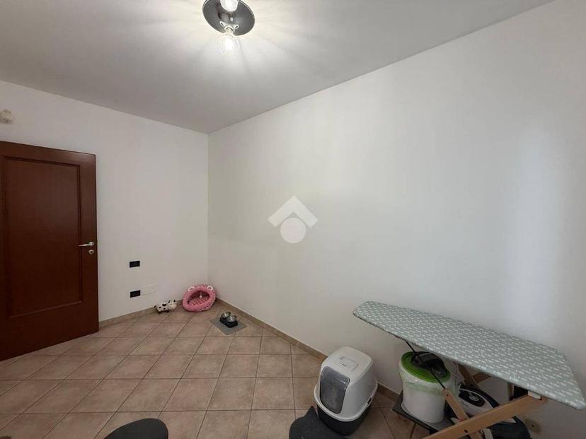 Quadrilocale via Gianandrea Gavazzeni 79, Romano di Lombardia — foto 16 di 27