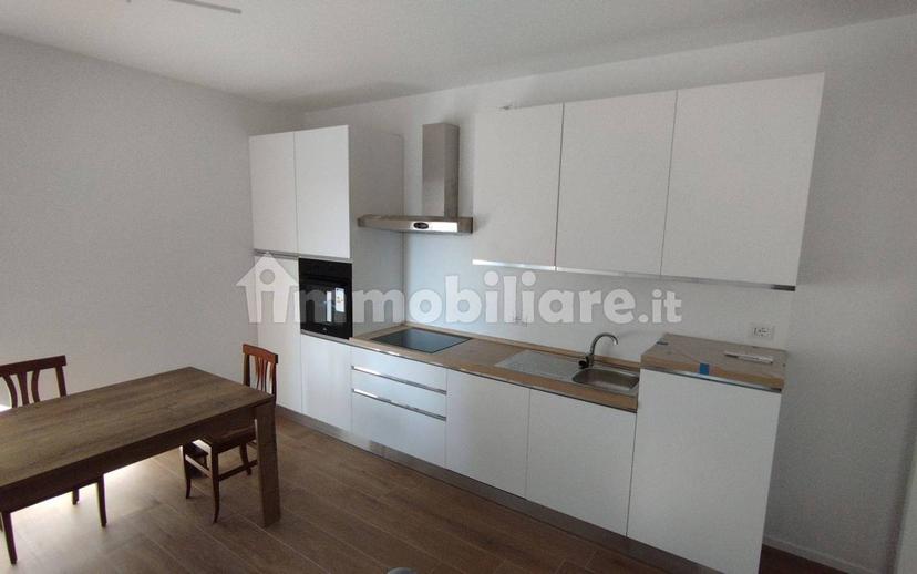 Trilocale via Vittorio Emanuele 14, Centro, Teglio Veneto — foto 2 di 10