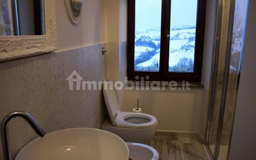 Villa unifamiliare Contrada Regnano 33, Tolentino — foto 8 di 8
